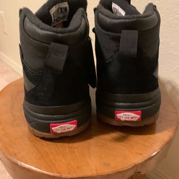 Vans MTE UltraRange EXO Hi Shoe 7 - Picture 3 of 9